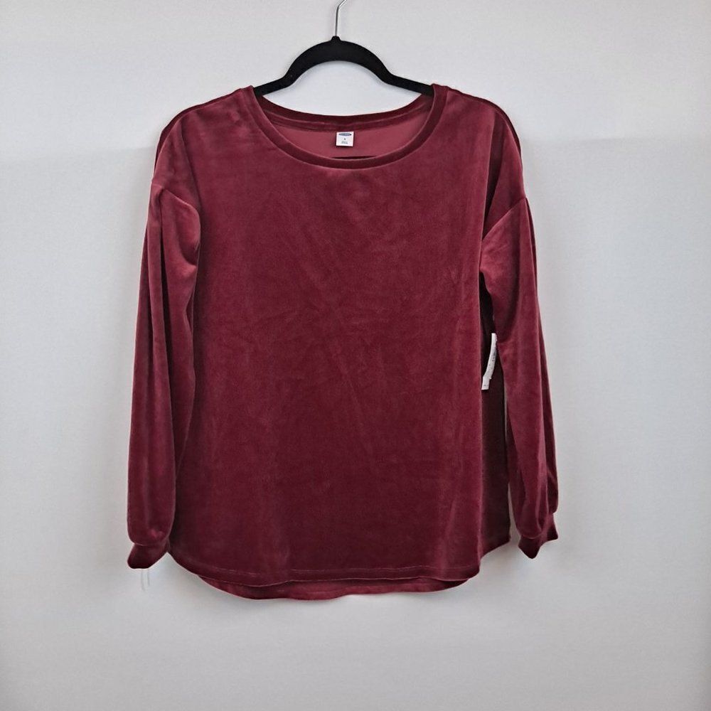 Gap Ladies Pullover velveteen top NWOT